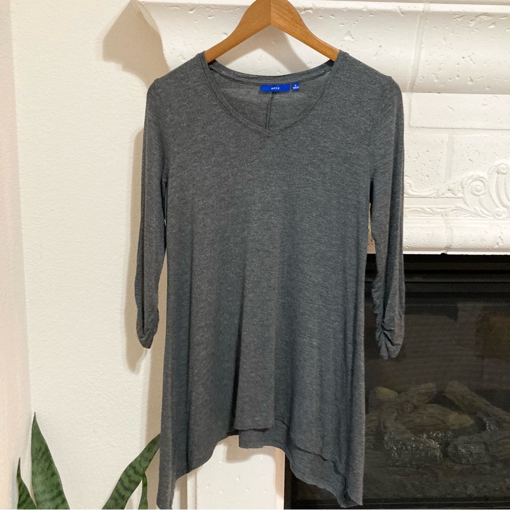 Gray Tunic Top Size Small S Apt. 9